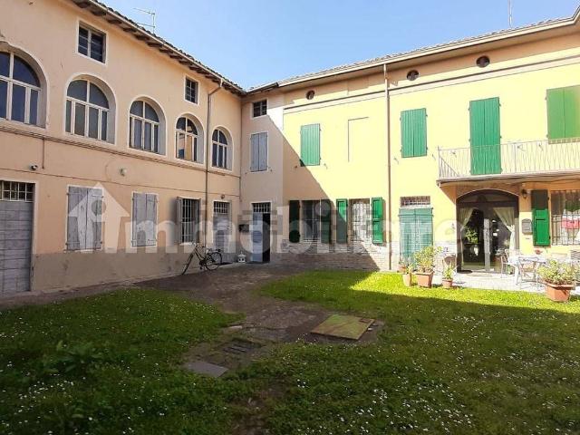 Villetta indipendente in vendita di 550 m² in Via Guglielmo Marconi