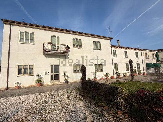 Villetta indipendente in vendita di 550 m² in Via Muri, 68