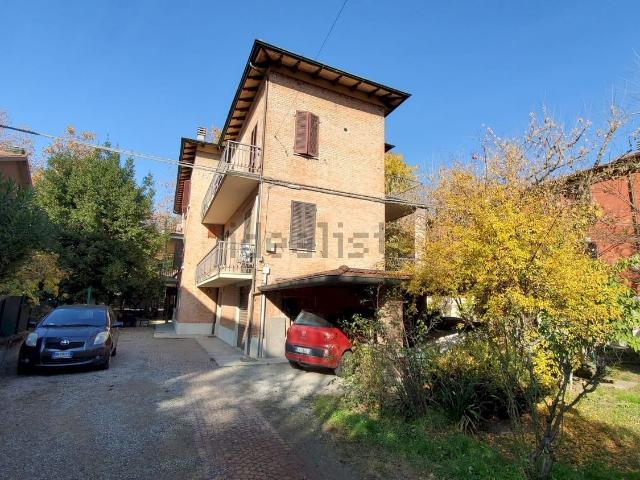 Villetta indipendente in vendita di 550 m² in Via Serafino Serafini