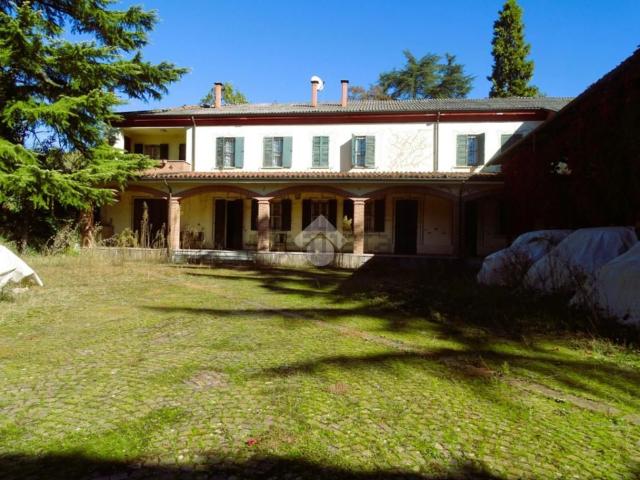 Villetta indipendente in vendita di 551 m²