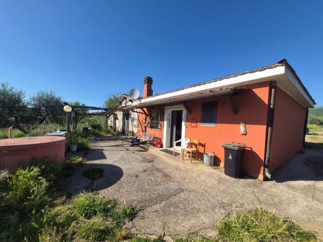 Villetta indipendente in vendita di 55 m² in Via Colle San Pietro