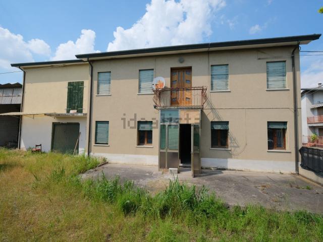 Villetta indipendente in vendita di 560 m² in Via Lunga, 1008