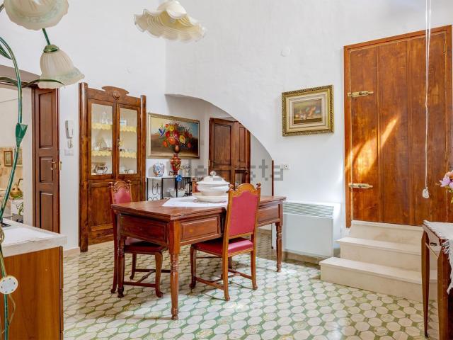 Villetta indipendente in vendita di 560 m² in Via San Biagio