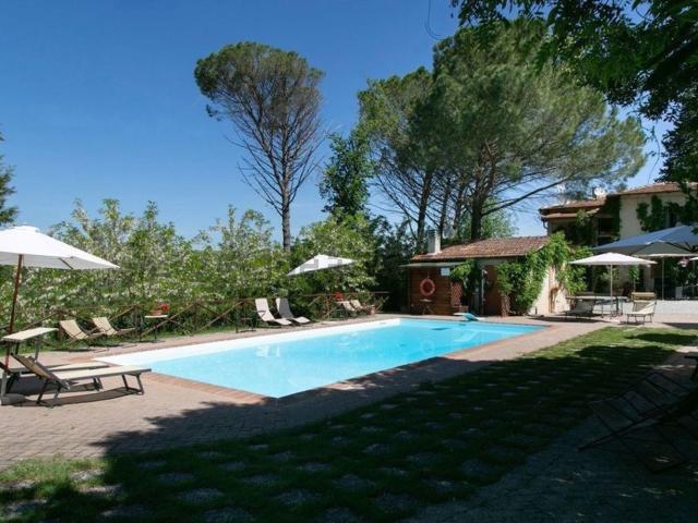 Villetta indipendente in vendita di 560 m² in Strada Vicinale del Piano, 32