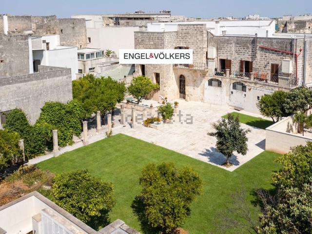 Villetta indipendente in vendita di 561 m² in Via Sant&apos Antonio da Padova, 10