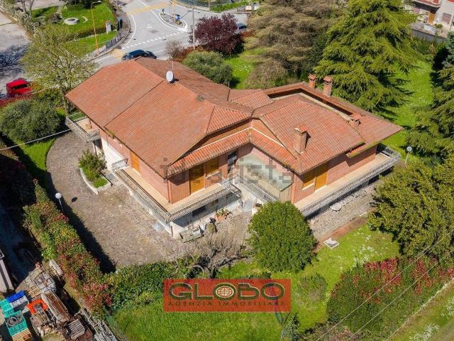 Villetta indipendente in vendita di 564 m²