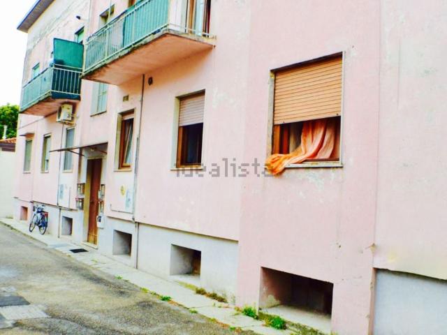 Villetta indipendente in vendita di 576 m² in Via Adige