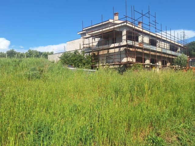 Villetta indipendente in vendita di 580 m² in Località valle sbotta