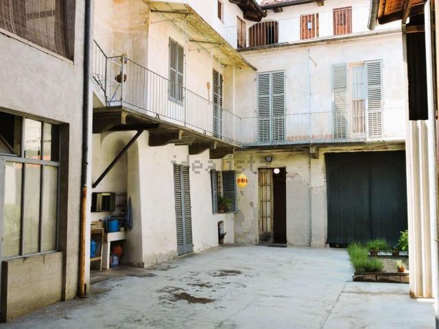 Villetta indipendente in vendita di 584 m²