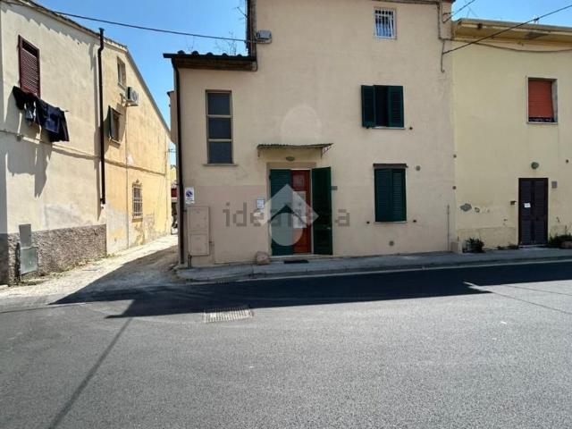 Villetta indipendente in vendita di 58 m² in Via Giulio Guelfi, 125