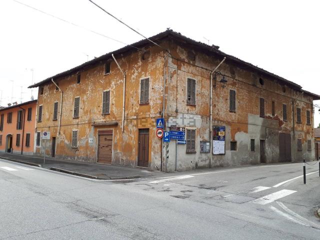 Villetta indipendente in vendita di 592 m² in Via Garibaldi