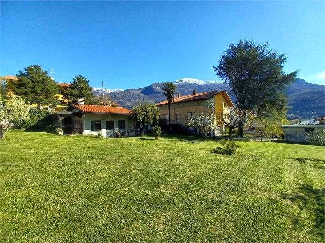 Villetta indipendente in vendita di 599 m²