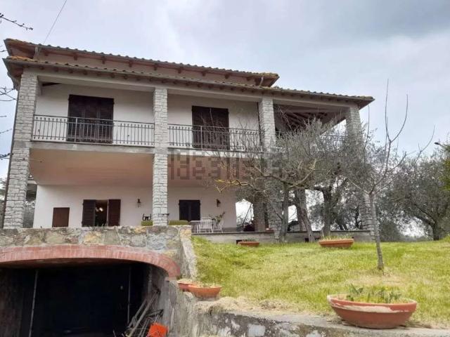 Villetta indipendente in vendita di 600 m²