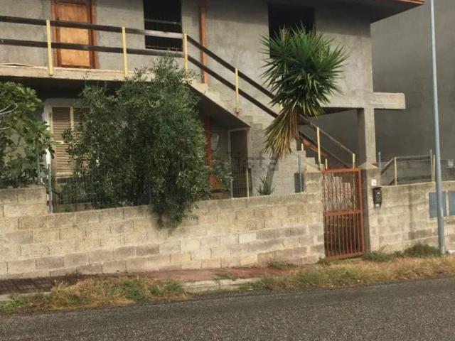 Villetta indipendente in vendita di 600 m²