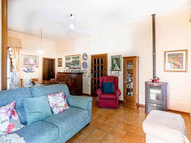 Villetta indipendente in vendita di 600 m²