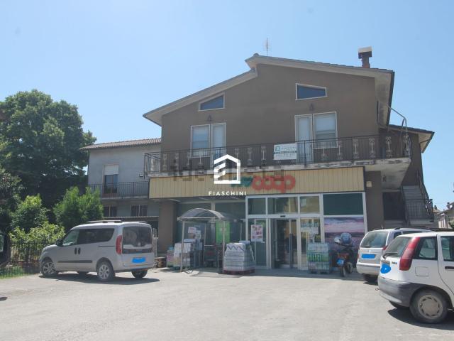 Villetta indipendente in vendita di 600 m² in Via Amerina