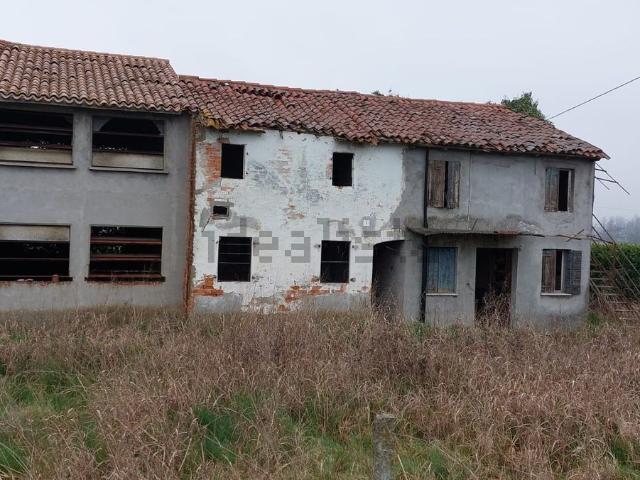 Villetta indipendente in vendita di 600 m² in Via Argine