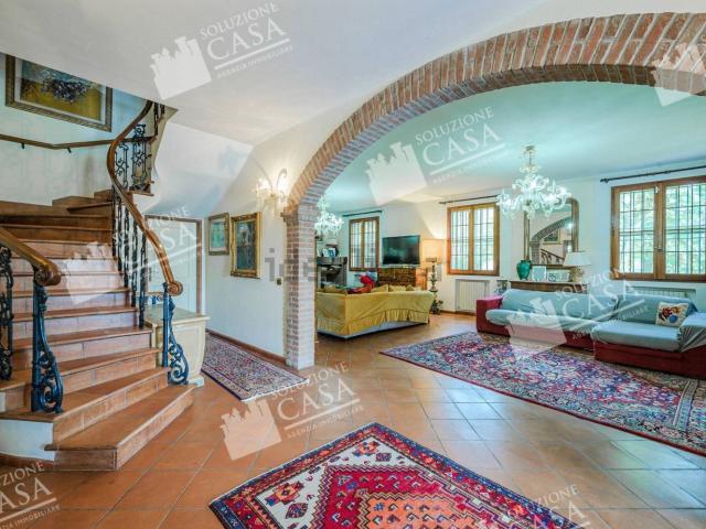 Villetta indipendente in vendita di 600 m² in Via Borre, 11