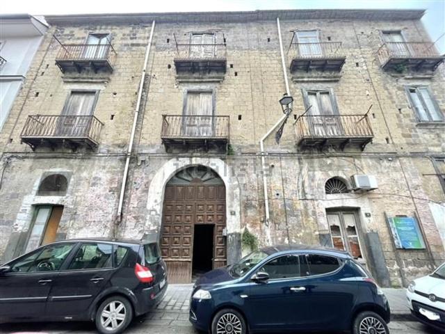 Villetta indipendente in vendita di 600 m² in Via Giacomo Piccolomini d&apos Aragona