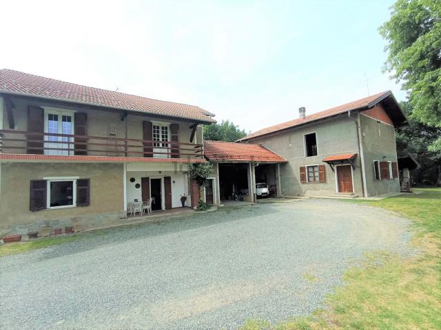 Villetta indipendente in vendita di 600 m² in Via Novi