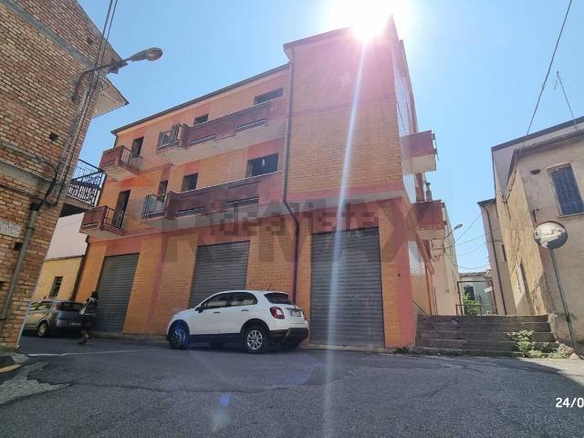 Villetta indipendente in vendita di 600 m² in Via Piave