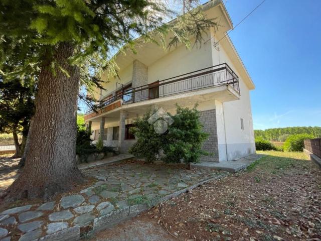 Villetta indipendente in vendita di 600 m² in Piazza Savona, 25