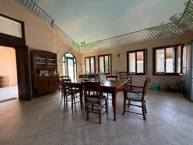 Villetta indipendente in vendita di 609 m² in Via Cà Ghellina, 2