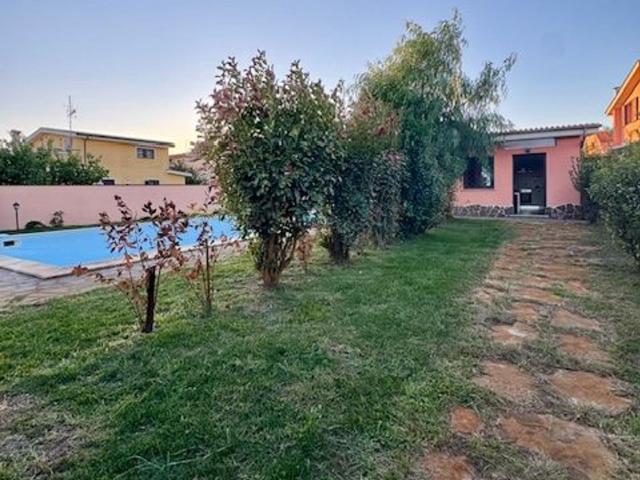 Villetta indipendente in vendita di 60 m² in Circonvallazione Mare Australe