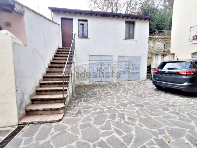 Villetta indipendente in vendita di 60 m² in Strada Ponte d&apos Oddi, 26