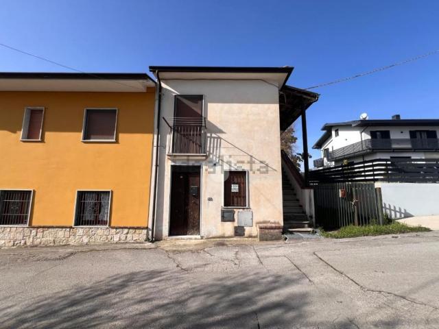Villetta indipendente in vendita di 60 m² in Via dei Ciliegi, 10