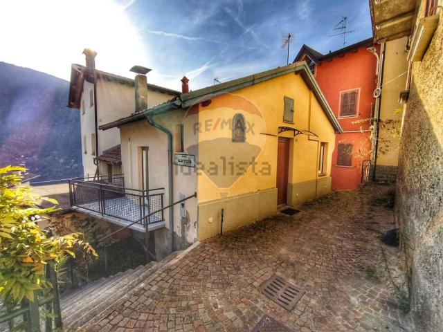 Villetta indipendente in vendita di 60 m² in Via Rugabella, 138