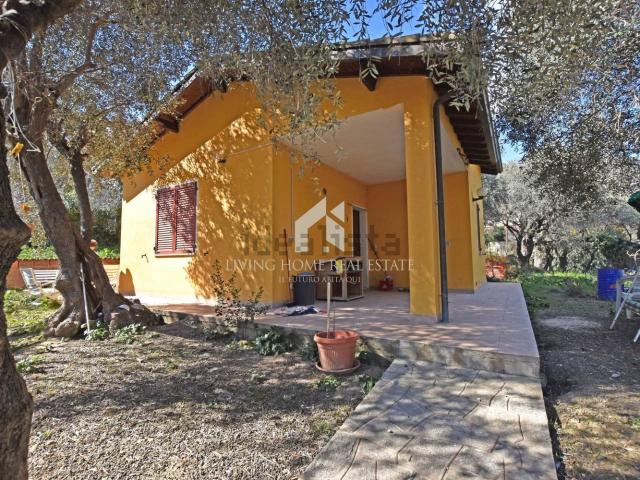 Villetta indipendente in vendita di 62 m² in Strada Isola Inferiore