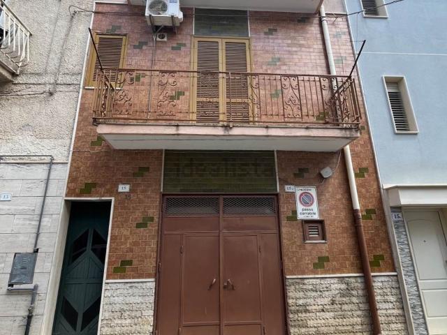 Villetta indipendente in vendita di 62 m² in Via Vespri Siciliani, 15