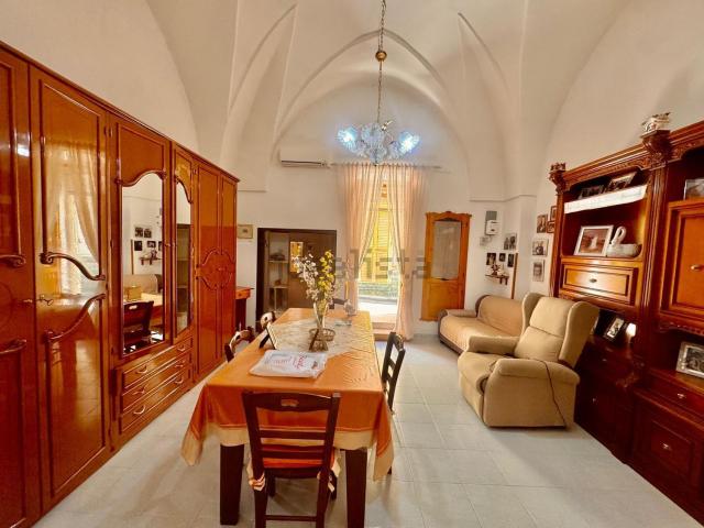 Villetta indipendente in vendita di 67 m² in Via Cairoli, 3