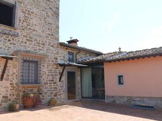 Villetta indipendente in vendita di 640 m² in Via del Canto e Rosario