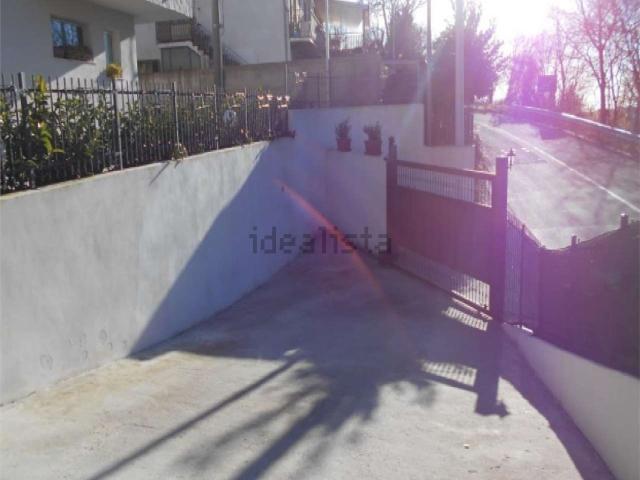 Villetta indipendente in vendita di 640 m² in Via Risa
