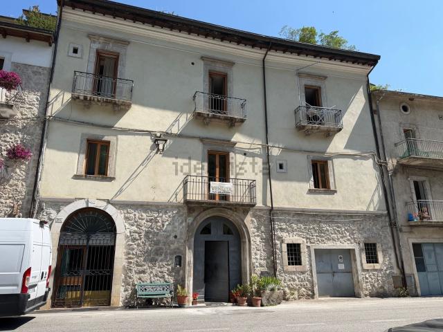 Villetta indipendente in vendita di 650 m² in Via Benedetto Virgilio