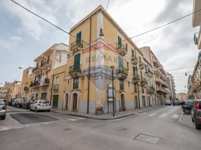 Villetta indipendente in vendita di 650 m² in Via Trapani, 33