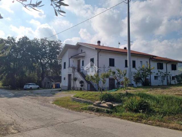 Villetta indipendente in vendita di 650 m² in Contrada Artemisio, 2