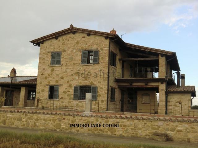 Villetta indipendente in vendita di 650 m² in Località Deruta