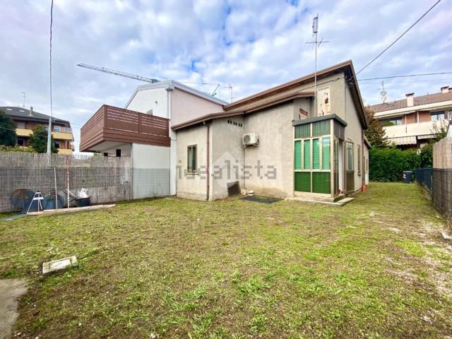 Villetta indipendente in vendita di 65 m² in Via Bosco Pedrocchi