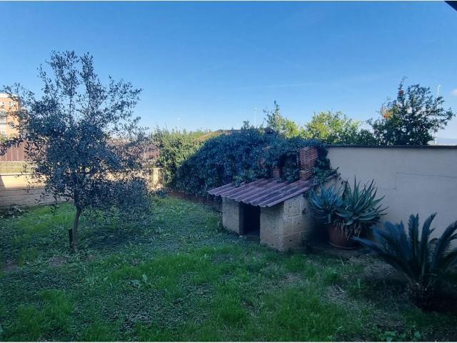 Villetta indipendente in vendita di 65 m² in Via Giuseppe Saracco