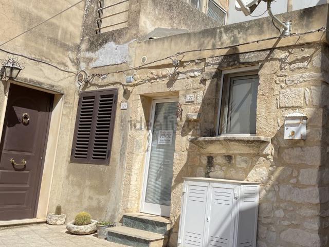 Villetta indipendente in vendita di 65 m² in Via S A Guastella, 127
