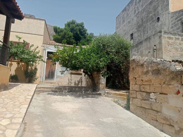 Villetta indipendente in vendita di 65 m² in Via Sicilia