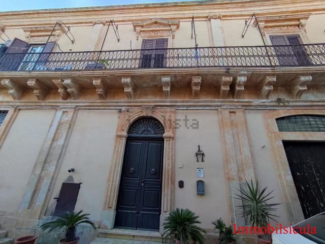 Villetta indipendente in vendita di 660 m² in Corso Vittorio Emanuele