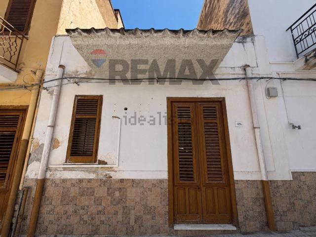 Villetta indipendente in vendita di 66 m² in Via V. E. Orlando, 329