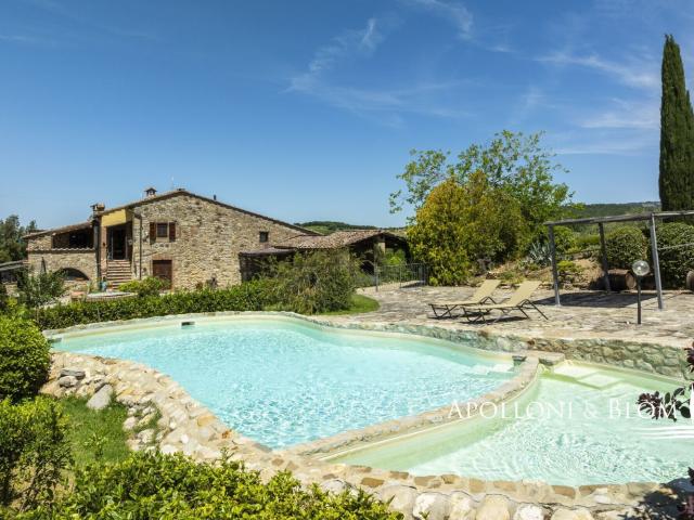 Villetta indipendente in vendita di 677 m² in Piazza del Comune, 9