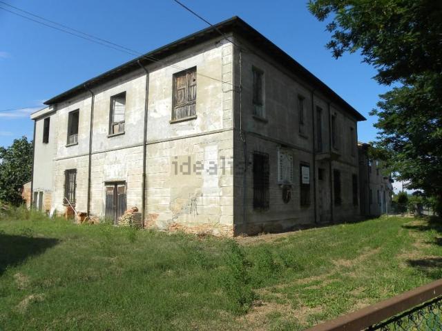 Villetta indipendente in vendita di 694 m² in Via Mandriole, 210