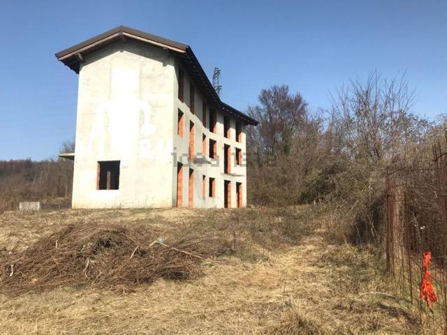 Villetta indipendente in vendita di 694 m² in Via Paradiso