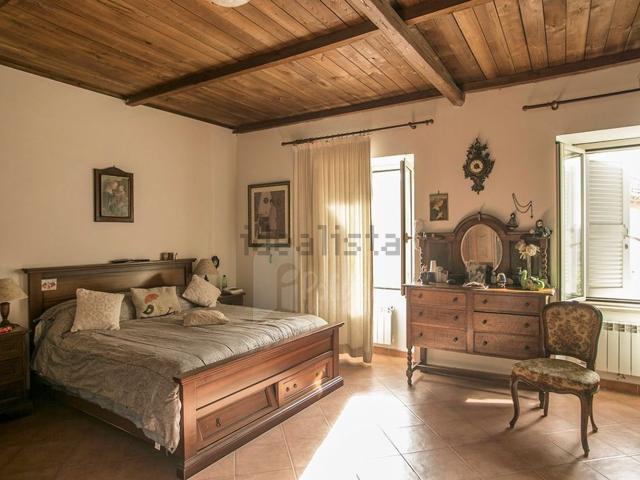 Villetta indipendente in vendita di 700 m²